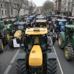 Hundreds of tractors block central London in protest against inheritance tax plans